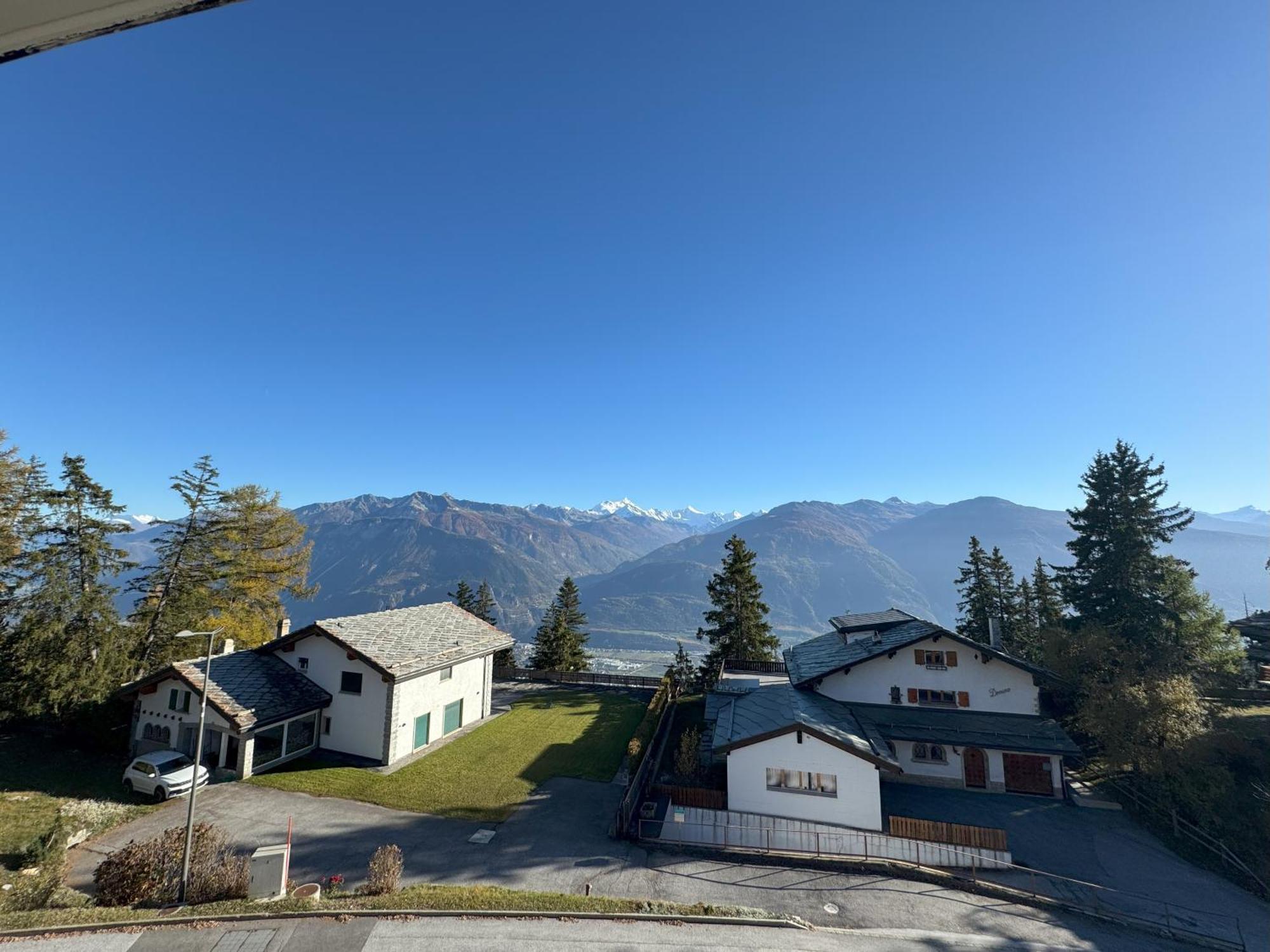 Crans Montana Suites Екстериор снимка